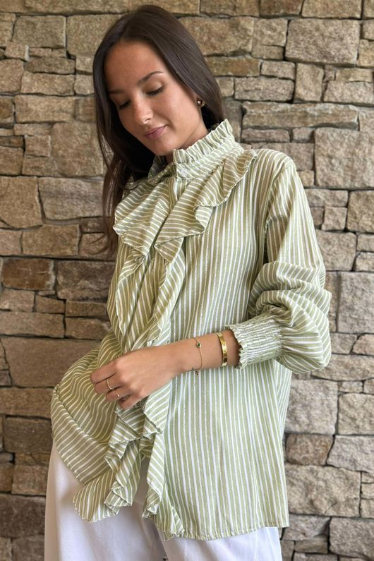 Nantucket Ruffle Blouse Soft Olive /15=